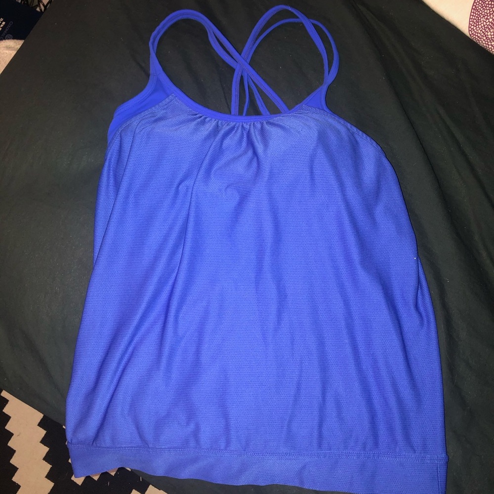 Athleta top size MEDIUM like new!